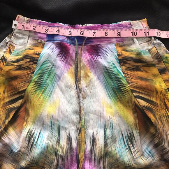 Tiger Multi-Pattern Shorts - Picture 6 of 7